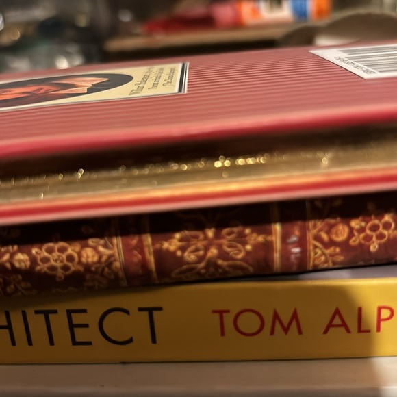 Macbeth (Collector's Library) - Picture 3 of 3